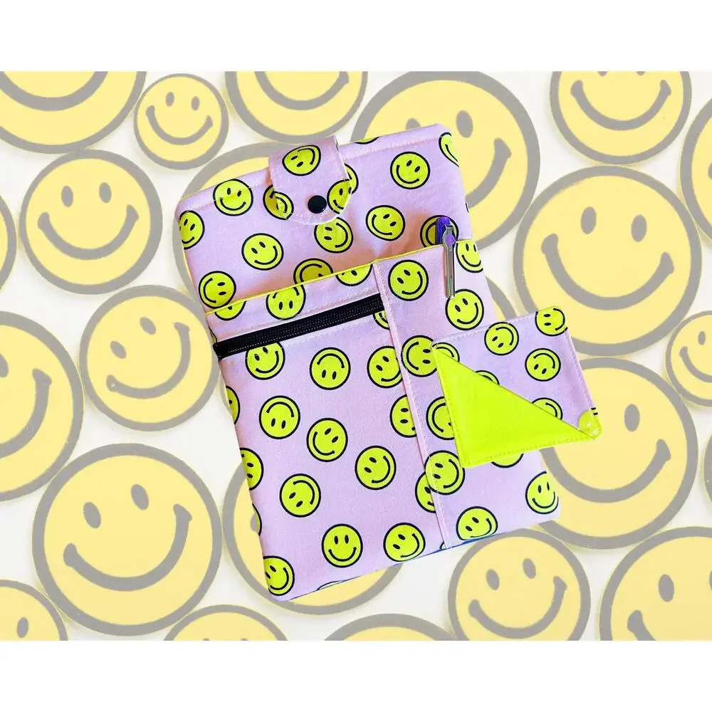 NWOT Smiley Faces, Small Book Sleeve, Front Zipper Pocket, Corner Bookmark